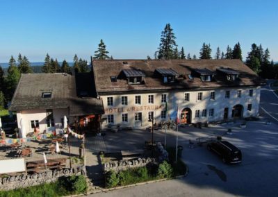 Vue aérienne de l'Hôtel Restaurant du Marchairuz #hotel #restaurant #marchairuz #valleedejoux #juravaudois #jura #vaud #suisse #tourisme