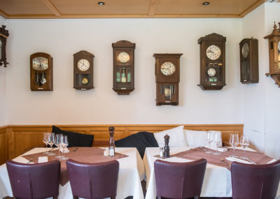 #salle #horloge #hotel #restaurant #marchairuz #valleedejoux #juravaudois #jura #vaud #suisse #tourisme